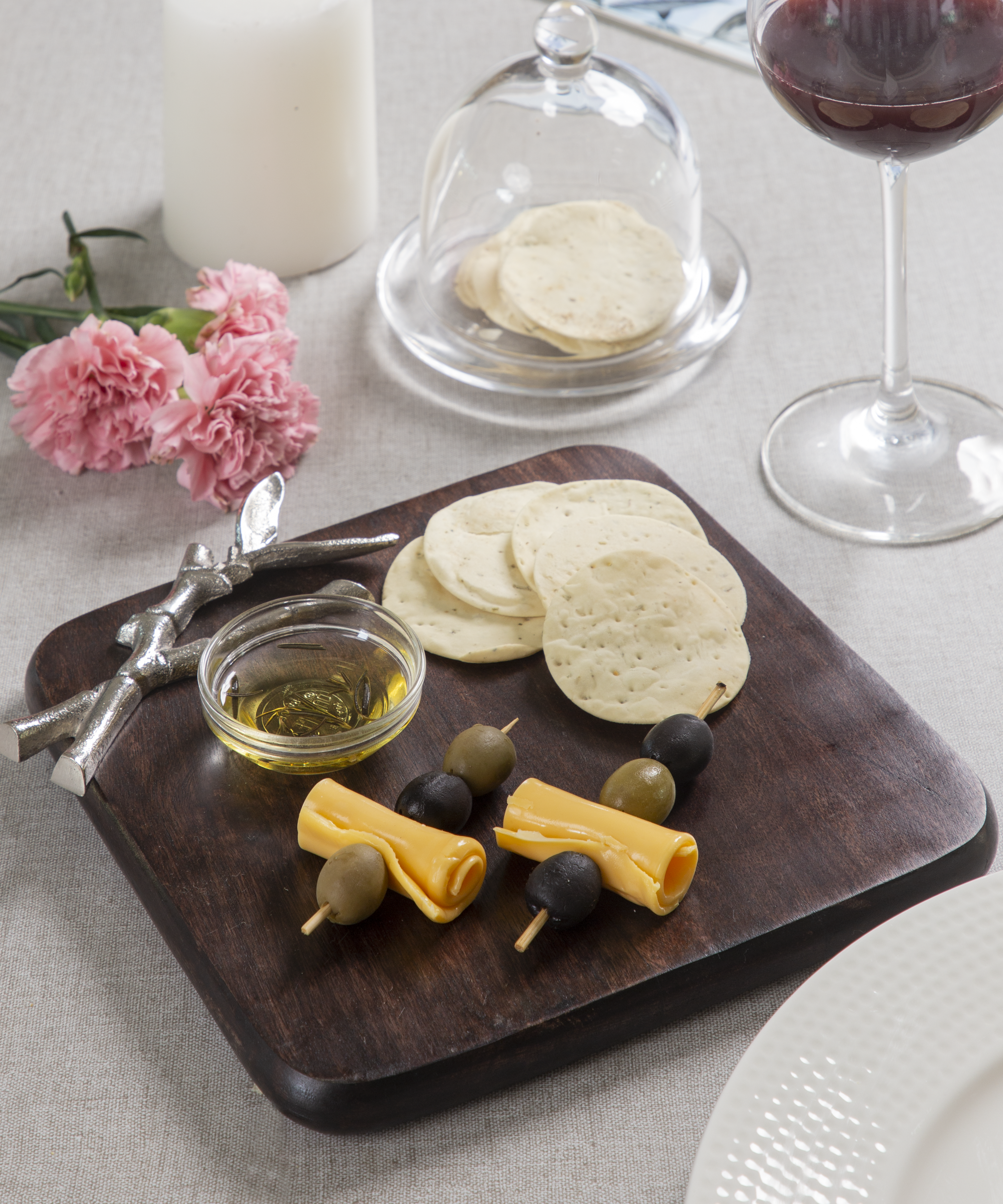 Bamboo Embellished Wooden Cheese Platter with Knife