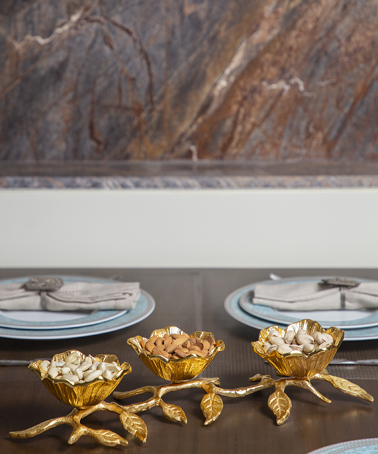 Gold 3 Flower Snack Bowl On Stem With Leaves