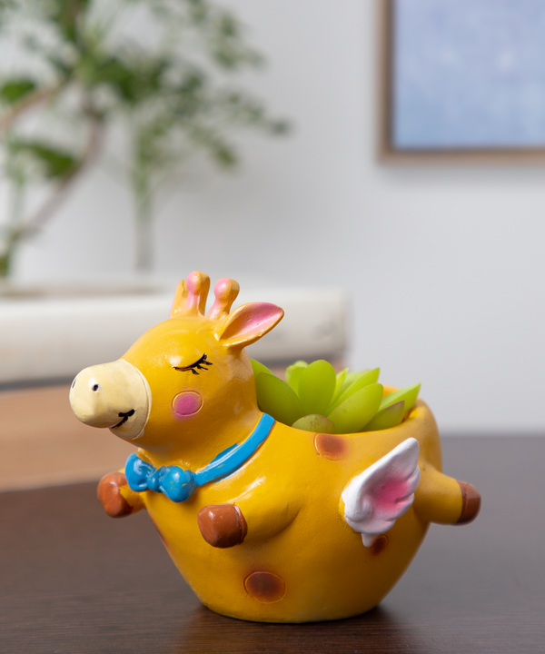 Twee Flying Giraffe Planter Pot(Artificial Succulent Plant Included with this Planter Pot)