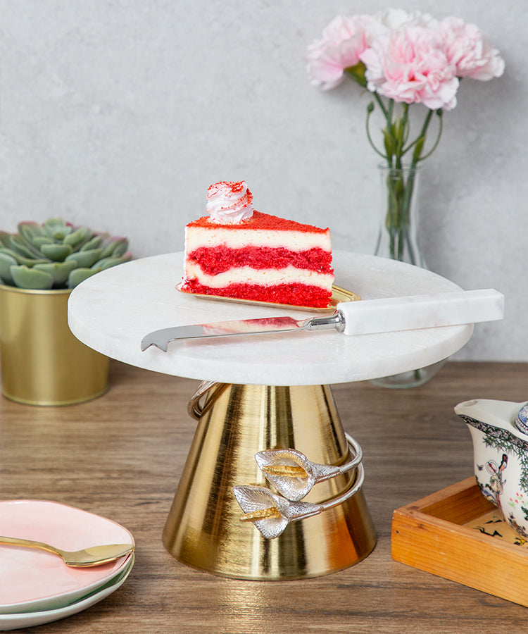 Silver Tulip Spiral Design White Marble With Gold Base Cake Stand And Knife Set