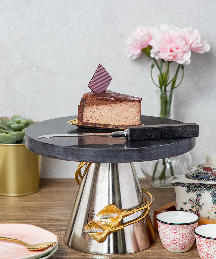 Gold Spiral Tulips Design Black Marble Top With Silver Base Cake Stand