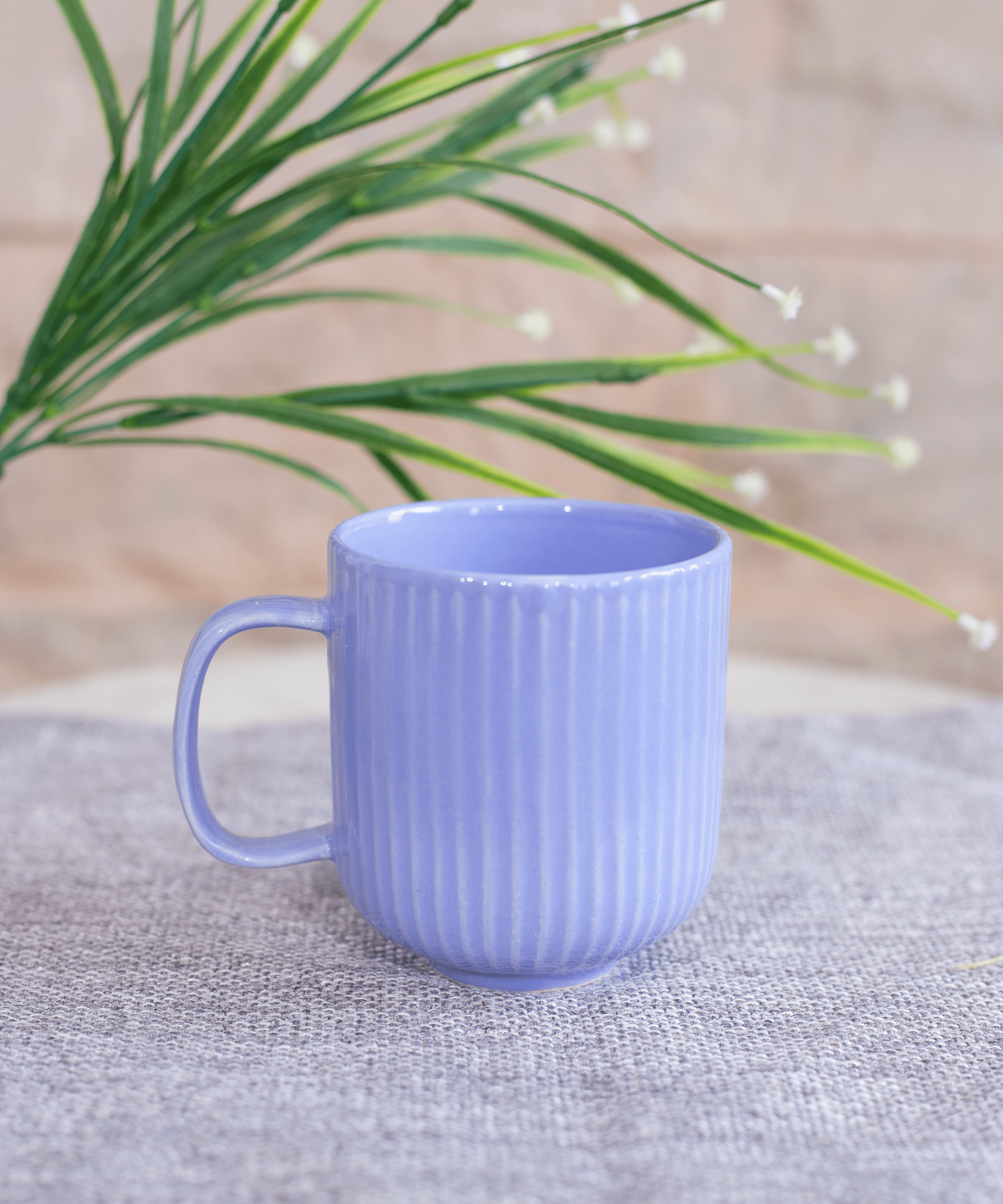 Linear Design Lilac Coffee Mug