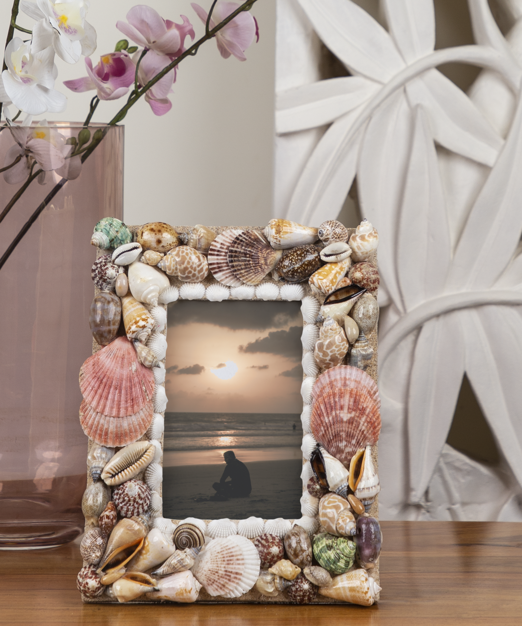Staggering Natural Multi Colour Hues Shell Photoframe