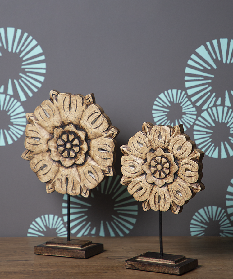 Wooden Crackled Flower Sculpture Set Of 2